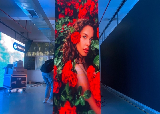 Fixed Stage Indoor Full Color HD 4K P3 Die-Cast Aluminum LED Display Pixel Density 62500/Sqm