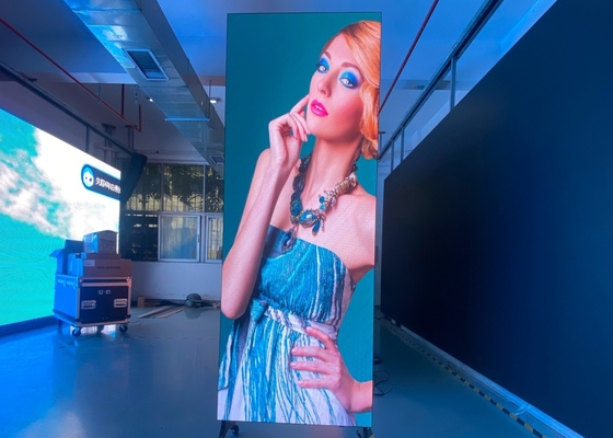Fixed Stage Indoor Full Color HD 4K P3 Die-Cast Aluminum LED Display Pixel Density 62500/Sqm