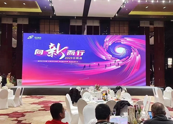 Hot Selling HD Aluminum Customizable P4 LED Full Color Display/Indoor LED Screen Video Wall