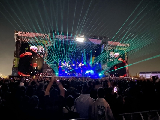 Highly Versatile LED Screen for Stage Rental 60 degrees Vertical View Angle and 220W Average Power