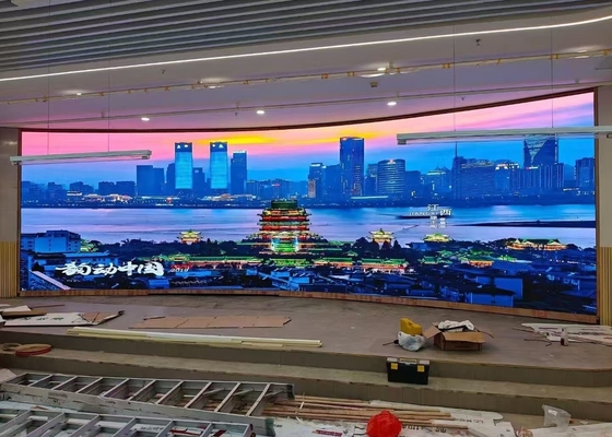 Indoor Full Color LED Display with Best Viewing Angle 1m-10m and Lifetime of 100 Years