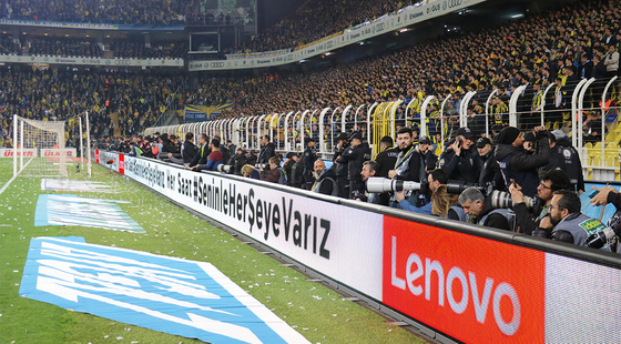 Cold Rolled Steel Stadium LED Display with IP65 Grade and Brightness ≥6500cd/m2
