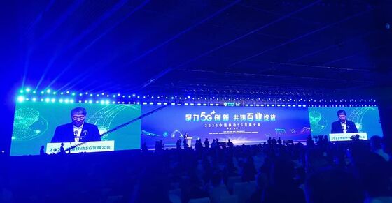 Indoor Full Color LED Display with SMD2020 and SMD1515 LED Types Providing Bright and Energy Lighting for Rental Events