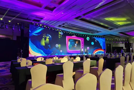 Indoor  p3.9 Full Color LED Display Featuring Comprehensive Multimedia Compatibility and Real Time Content Synchronization with PC