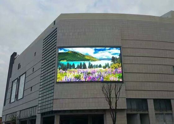 Outdoor p6 Full Color LED Display  LEDs and HUB75 Interface Providing and Bright Outdoor Visuals