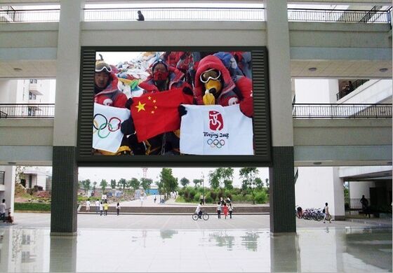 Long Lifespan Outdoor Full Color LED Display P10 with High Protection Degree IP65 and Low Attenuation for Outdoor Advertising