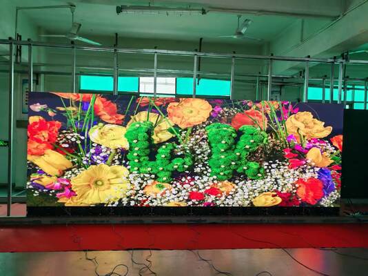 Indoor  p2.5 Full Color LED Display with 640x480mm cabinet 3840hz refresh rate