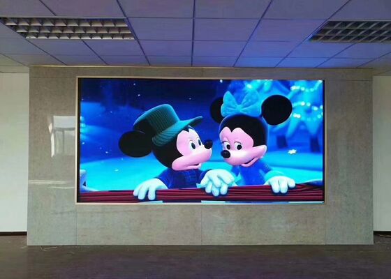 LED Lamp P3.91 LED Display Indoor / Outdoor Wall Mounted LED Screen 3840hz refresh rate