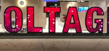 P4.81 Customized Indoor Led Video Display Screen Mall Advertising LETTER