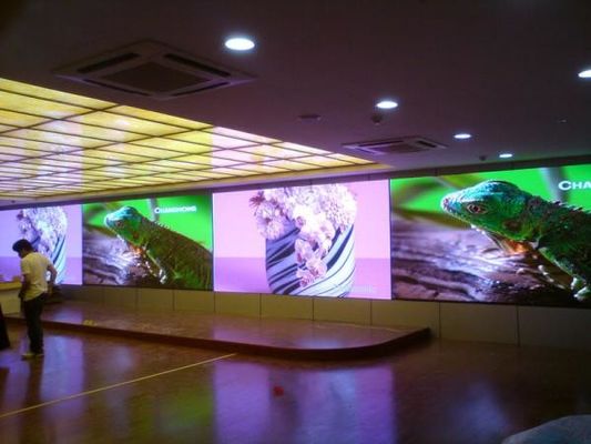 Ultra-High Brightness P5 Rental Stage Background LED Display With Multi-Loop Structure