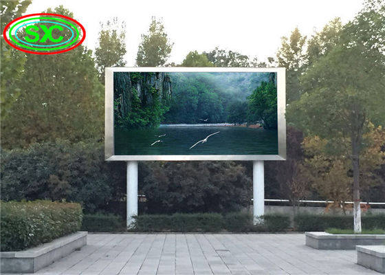 s Professional P 10 SMD Stadium LED Display 5000 1 Contrast Ratio