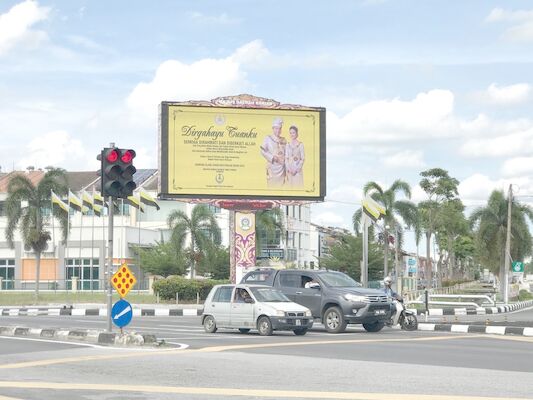 Epistar Outdoor Waterproof P10 960*960mm Large Screen Size Led Billboards Screen