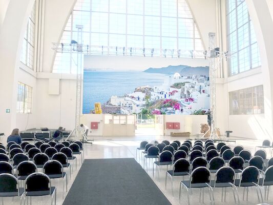 Indoor P2.5 High Definition Ultra-thin LED Screen Stage Backdrop Church Rental Video Wall Panel