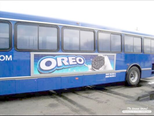 Outdoor Bus Waterproof LED Advertising Billboards Full Color P5 Full Color Front Service