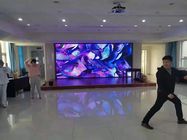 62500/m2 Indoor Full Color LED Display P4 HD Curved Video Wall RGB 3 In 1 SMD2121