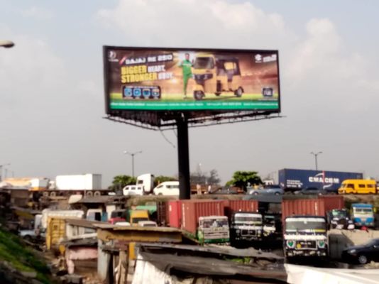 Single Pillar Full Color LED Display P10 LED Rental Screen Billboard 3 Years Warranty