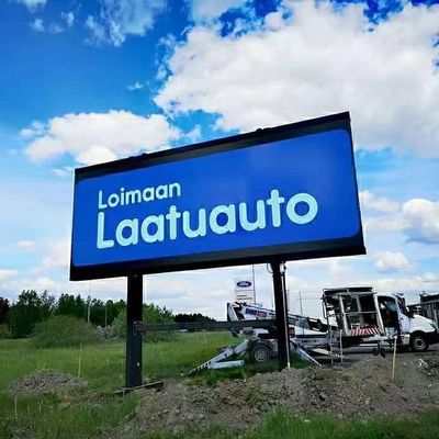 High Brightness and Wide Viewing Angle Outdoor Full Color LED Display for Branding