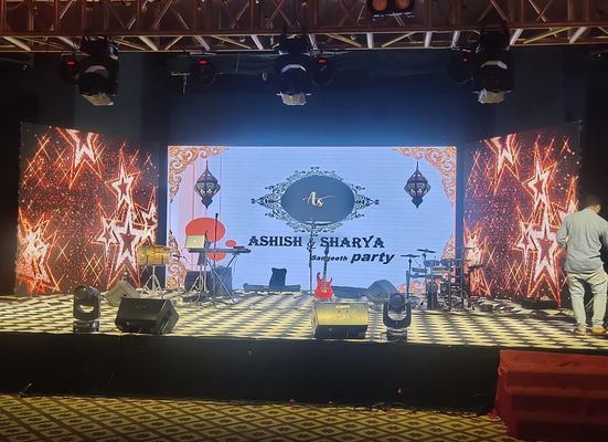 Shopping Mall LED Display Media Screen SMD2121 P4  512x512mm LED Rental LED Panel Wall Screen