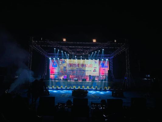 Shopping Mall LED Display Media Screen SMD2121 P4  512x512mm LED Rental LED Panel Wall Screen