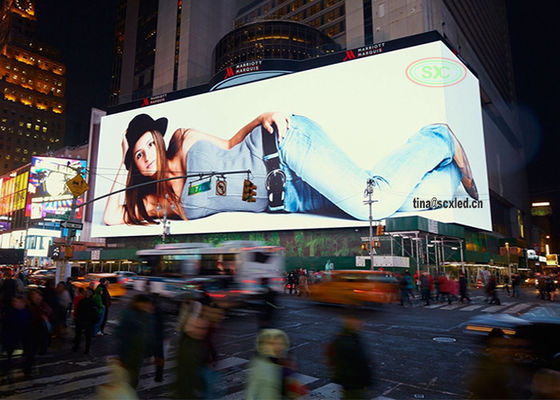 P10 Outdoor Full Color LED Display 10mm Pixel IP65 Waterproof 600W/M2