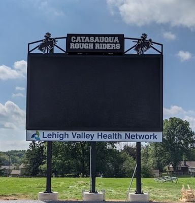 Outdoor  p5 Full Color LED Display Featuring High Pixel Configuration 1R1G1B for Rich Color Representation and Sharp Image