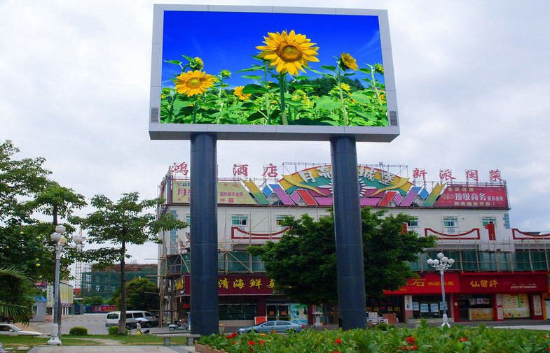 IP65 Waterproof Tri Color LED Screen with Aluminum Cabinets, High Resolution