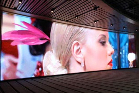 HD P4 Indoor LED Display Screen IP43 SMD Led Digital Display 3840Hz resolution indoor full color led display