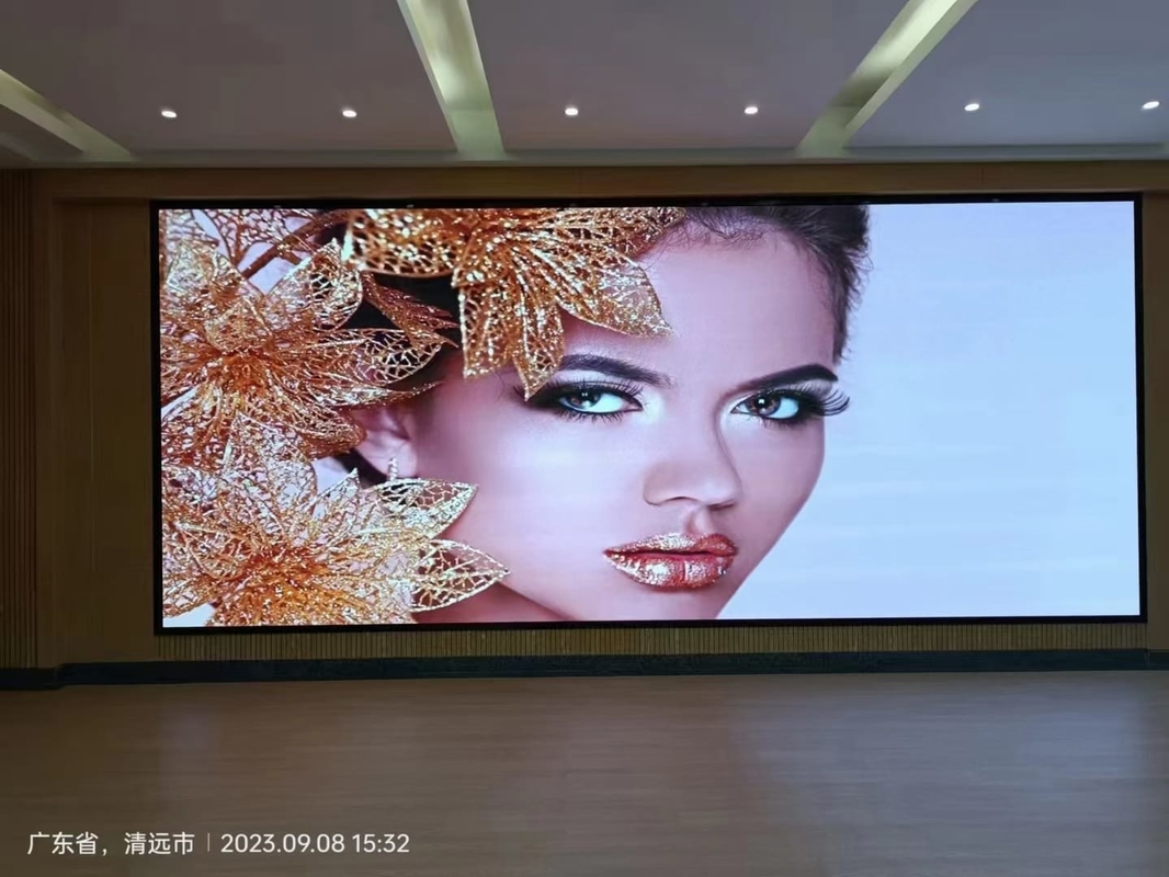 250*250mm Indoor Full Color LED Display with 1/16 Scanning Mode