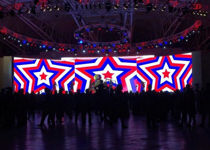 Full Color P2 LED Die-Cast Aluminum Screen / 2500nits Large Outdoor LED Display