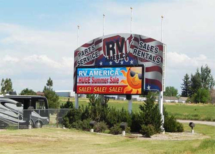 P5 Outdoor Full Color LED Billboard 5mm Pixel Pitch IP65 Waterproof