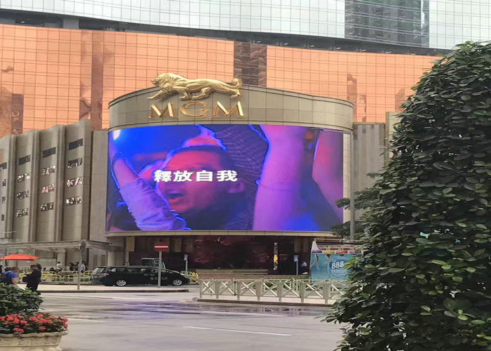 P6 Led  Advertising Screens Outdoor Full Color With 27777/ Sqm , 192x192mm Module Size