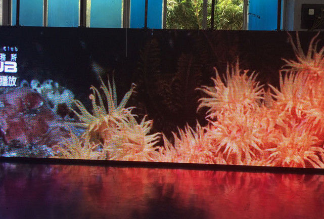Led Display Hig Resolution High Resolution LED Video Display Panel P8 1024x1024mm Iron Cabinet
