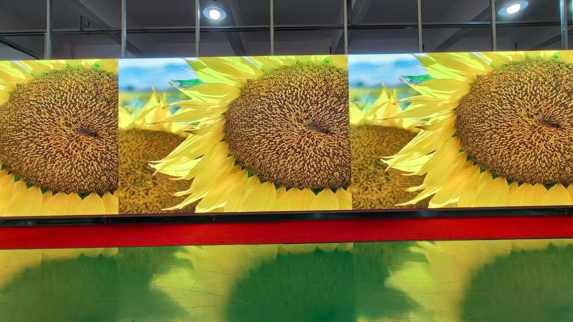 Industrial Dust-Proof LED Light with 1000 Bit Brightness and Long Operating Life 000 Hours