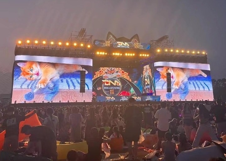 Die-cast Aluminum Screen Fixed Installation/Rental Customizable P16 Outdoor Waterproof LED Screen