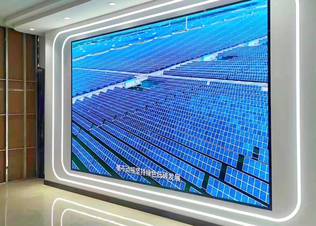 Portable Ultra-Thin Indoor P3.91 LED Poster Display With Foldable Stand