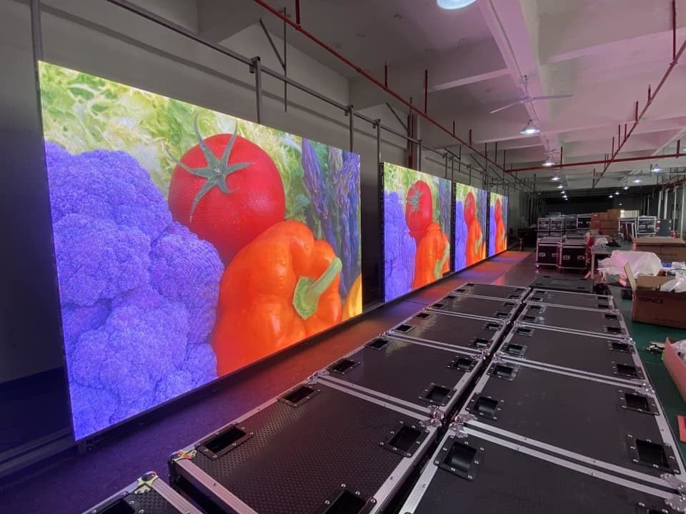 Customized Rental LED Display Screen Dimension 500*500mm Mtbf 30000H Panel Size 500*500mm