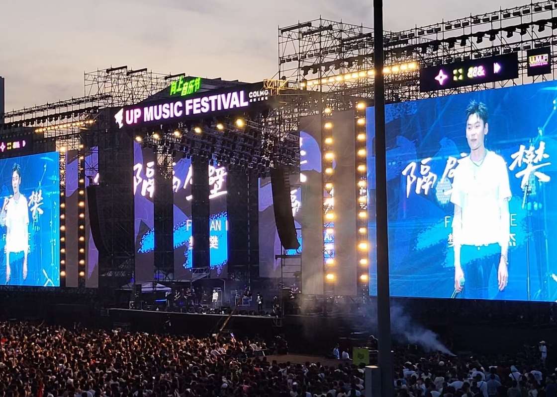 RGB Advertising LED Screen P4.81 Outdoor Waterproof HD IP65 Die-Casting Aluminum Case
