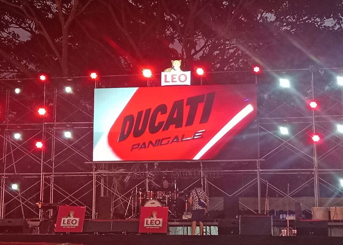 Rental Screen RGB Indoor Full Color LED Display HD Rental P4 LED Screen indoor full color led display