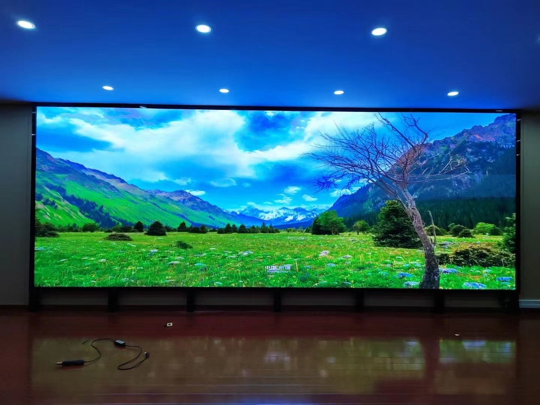 High Definition Indoor LED Display 160000 Dot/m2 Density and 128*64dots Module Resolution for Customer Requirements