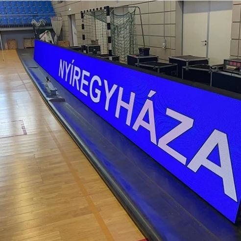 Rectification Stadium LED Display High Brightness≥6500cd/m2 60Hz Frame Rate and for Intensity Sports Events