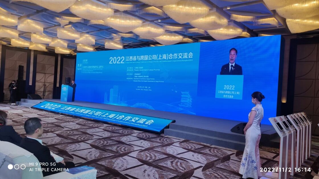 Stage LED Screens with RGB P3.9 pixel pitch and high pixel density suitable for indoor rental LED display applications