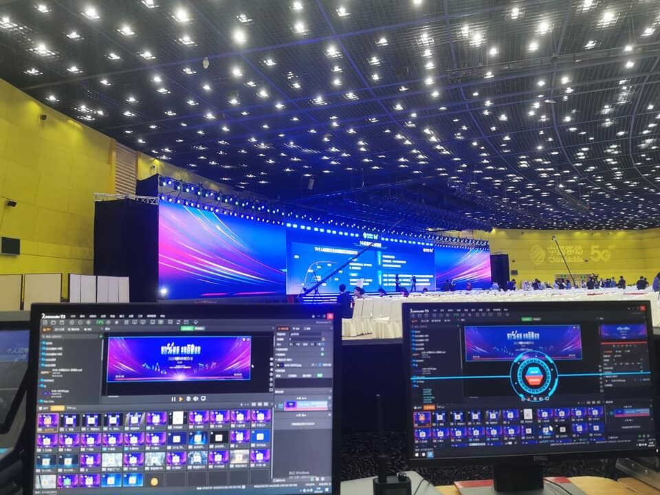 Indoor p2 Full Color LED Display Offering Steady System with Strong Anti Interference and Long Service Life for Continuous