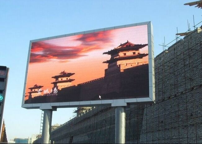 Customizable Outdoor Full Color LED Display for Advertising with Adjustable Brightness and Color Settings for Optimal Display