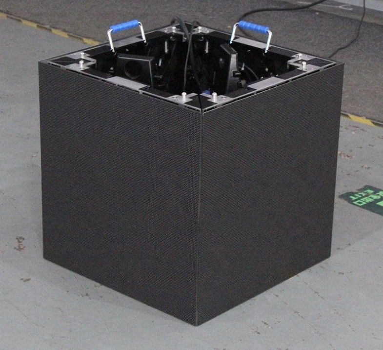 Indoor Outdoor 6 Sides Smd3535 2000nits Cube LED Video Wall P3.91mm For DJ Stage