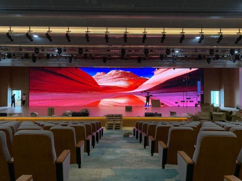 High Resolution LED Display for Displays Moudle Size 320X160mm 427186dots/m2 Density