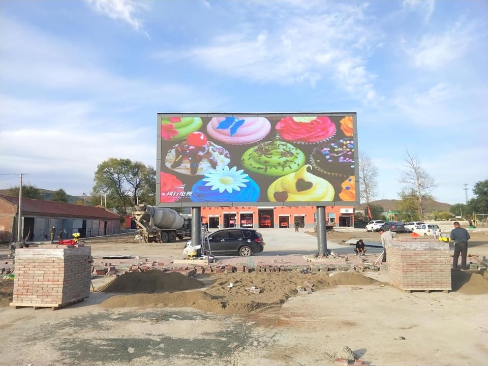 High Brightness P8 Outdoor Full Color LED Display with Good Color Consistency and Waterproof IP65