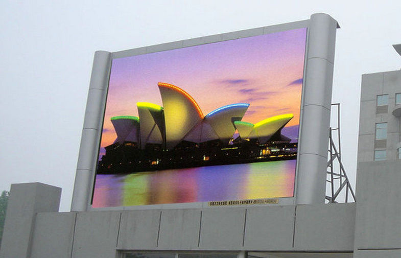 P10 Outdoor Full Color LED Display Anti-static With 1/4 Driving Mode, IP65 Waterproof