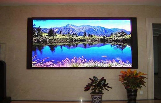 Good price HD SMD2121 P4 Indoor Full Color TV Led Display Panels in Flight Case online