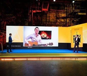 Good price Full Color LED Die-Casting Aluminum Display P4 LED Video Display SMD2121 Three Years Warranty online