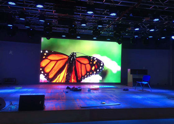 P4 Indoor Full Color SMD LED Video Wall 4mm Pixel Pitch 640x640mm Cabinet